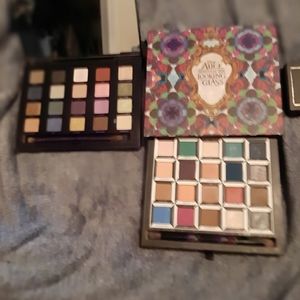 Eyeshadow bundle
